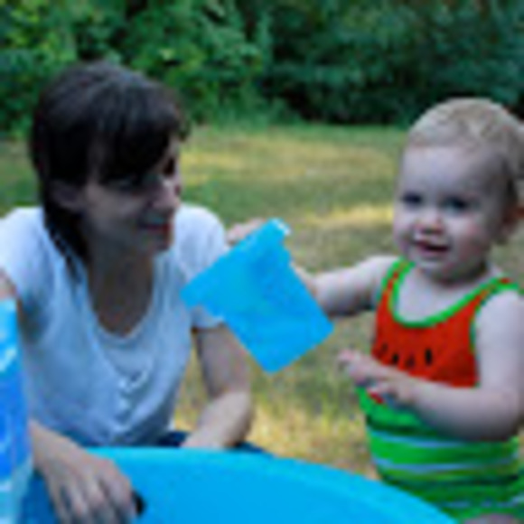 Meet your Posher, Jennifer - Picture 1 of 1